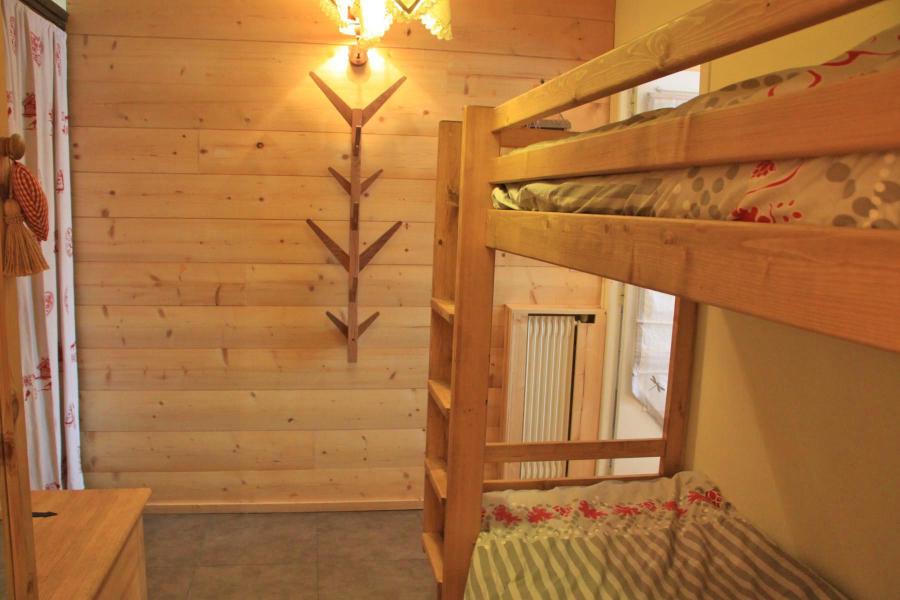 Rent in ski resort Studio sleeping corner 4 people (74) - Résidence Arc-en-Ciel - Les Gets - Cabin