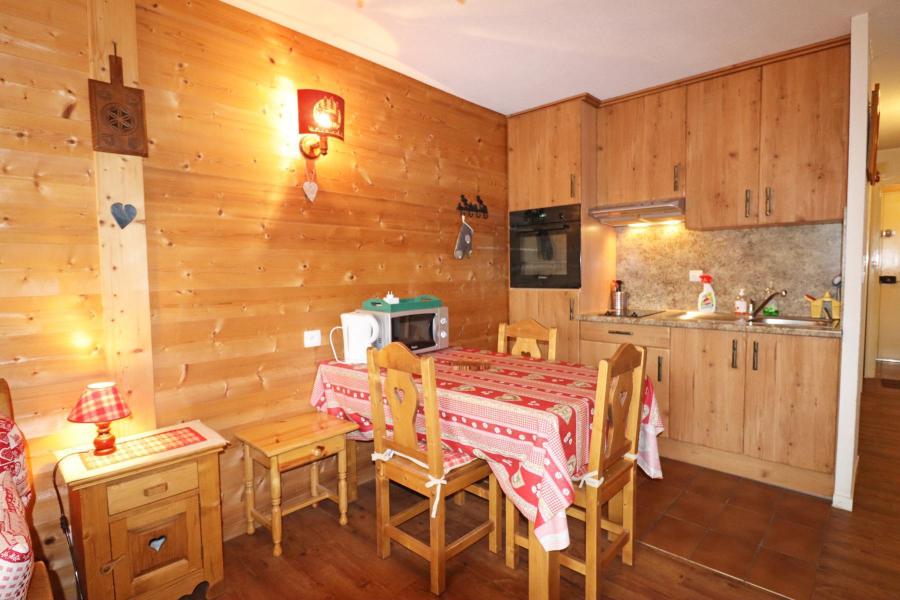 Ski verhuur Appartement 2 kamers 5 personen (R51) - Résidence Benevy - Les Gets - Woonkamer