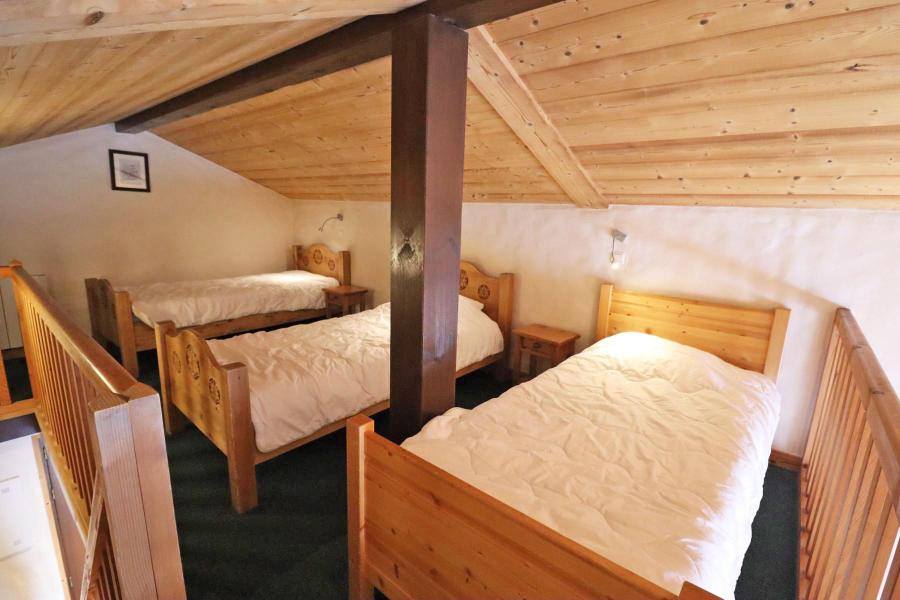 Rent in ski resort Studio mezzanine 5 people - Résidence Bivouac - Les Gets - Mezzanine