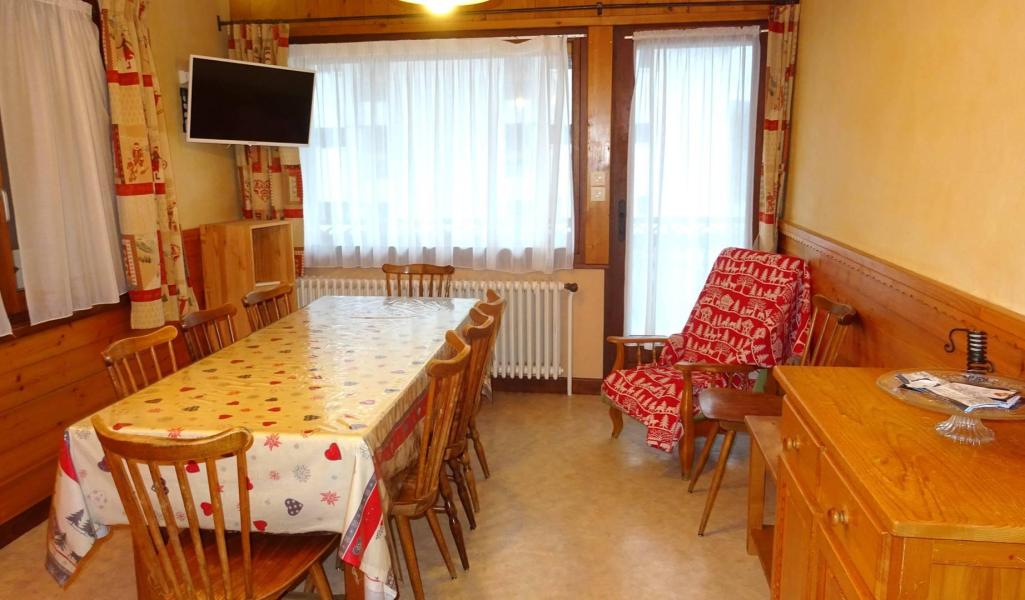 Rent in ski resort 4 room apartment 8 people - Résidence Bruyères - Les Gets - Living room