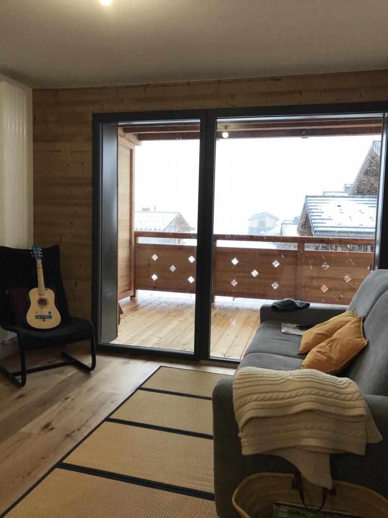 Skiverleih 2-Zimmer-Holzhütte für 6 Personen (Beau Soleil) - Résidence Cairn Harmony  - Les Gets - Wohnzimmer