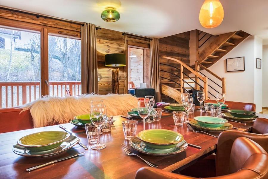 Ski verhuur Appartement duplex 5 kamers 8 personen - Résidence Carmine Lodge - Les Gets - Woonkamer