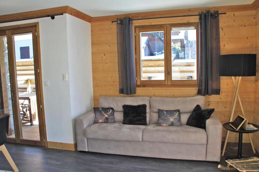 Rent in ski resort 3 room apartment cabin 6 people - Résidence Chalune - Les Gets - Living room