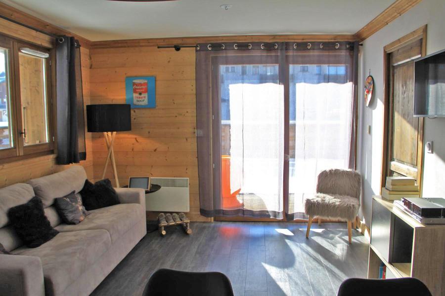 Ski verhuur Appartement 3 kabine kamers 6 personen - Résidence Chalune - Les Gets - Woonkamer