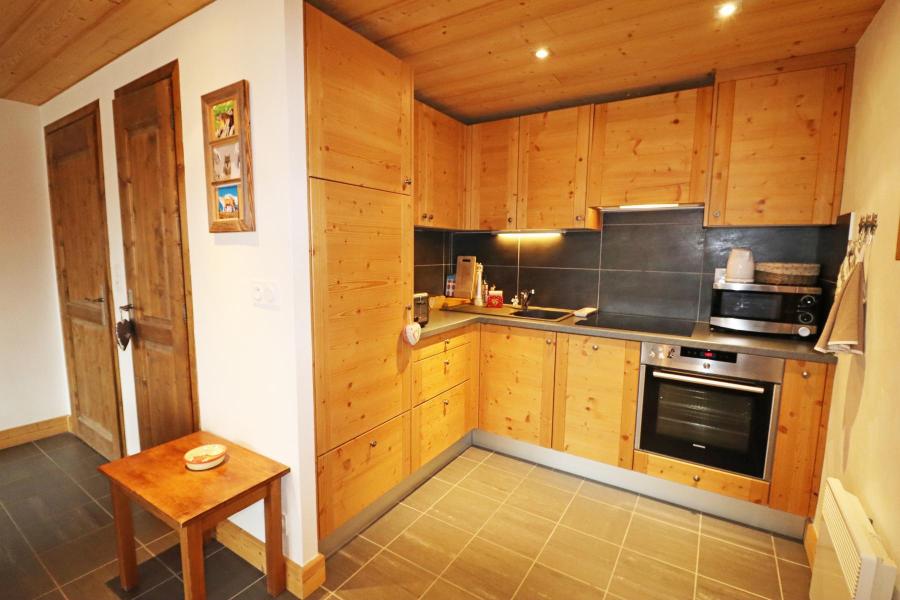 Ski verhuur Appartement 3 kamers 4 personen - Résidence Chalune - Les Gets - Keukenblok