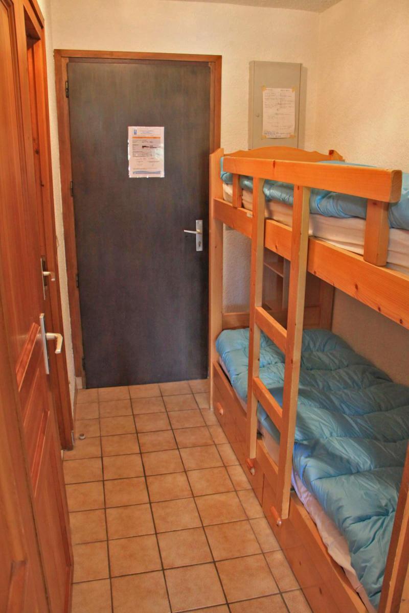 Rent in ski resort Studio sleeping corner 4 people - Résidence Chantemerle - Les Gets - Sleeping area