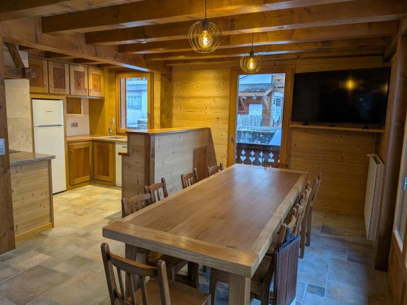 Rent in ski resort 6 room apartment 10 people - Résidence Chapuis - Les Gets - Living room