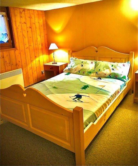 Rent in ski resort 2-room flat for 6 people - Résidence Charniaz - Les Gets - Bedroom