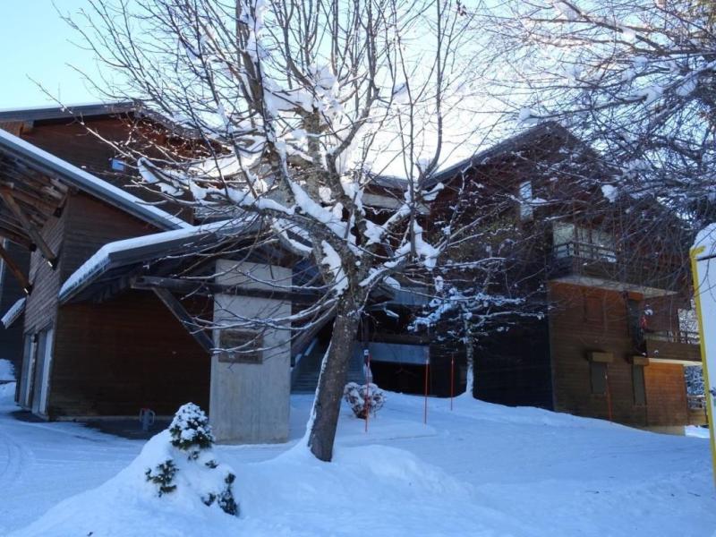 Каникулы в горах Апартаменты дуплекс 4 комнат 4-6  чел. (228) - Résidence Chavaniou - Les Gets - зимой под открытым небом