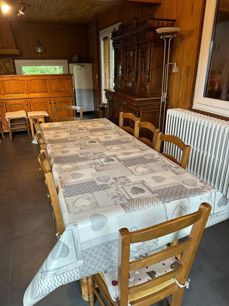 Ski verhuur Appartement duplex 6 kamers 12 personen - Résidence Copinière - Les Gets - Woonkamer