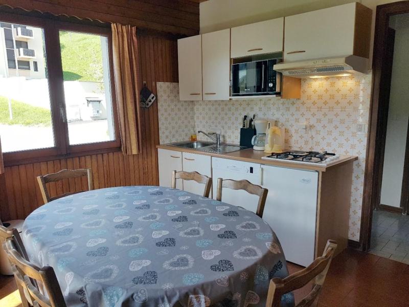 Rent in ski resort 3 room apartment 6 people (160) - Résidence Corzolet - Les Gets - Living room