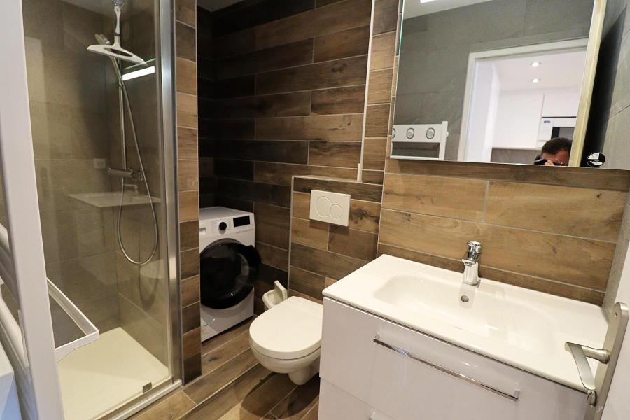 Soggiorno sugli sci Appartamento 1 stanze con mezzanino per 6 persone - Résidence Drakkars - Les Gets - Bagno con doccia