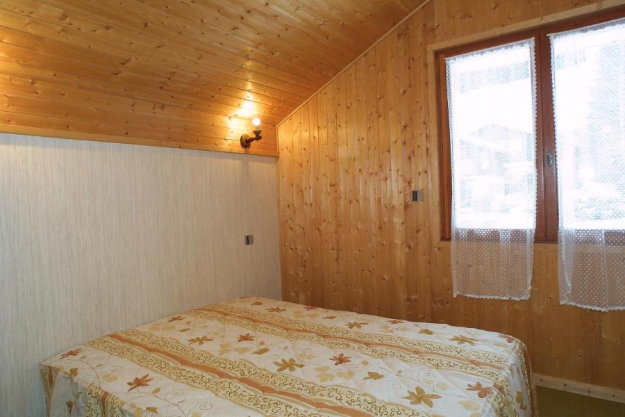 Rent in ski resort 2 room mezzanine apartment 6 people (82) - Résidence Forge - Les Gets - Bedroom