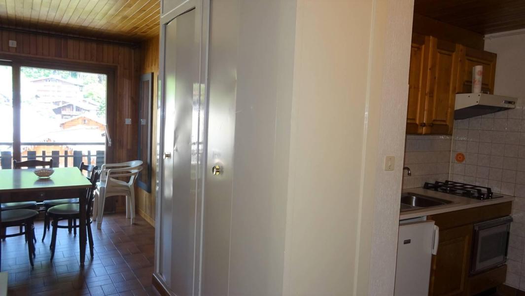 Rent in ski resort 2 room apartment 4 people (152) - Résidence Galaxy  - Les Gets - Corridor