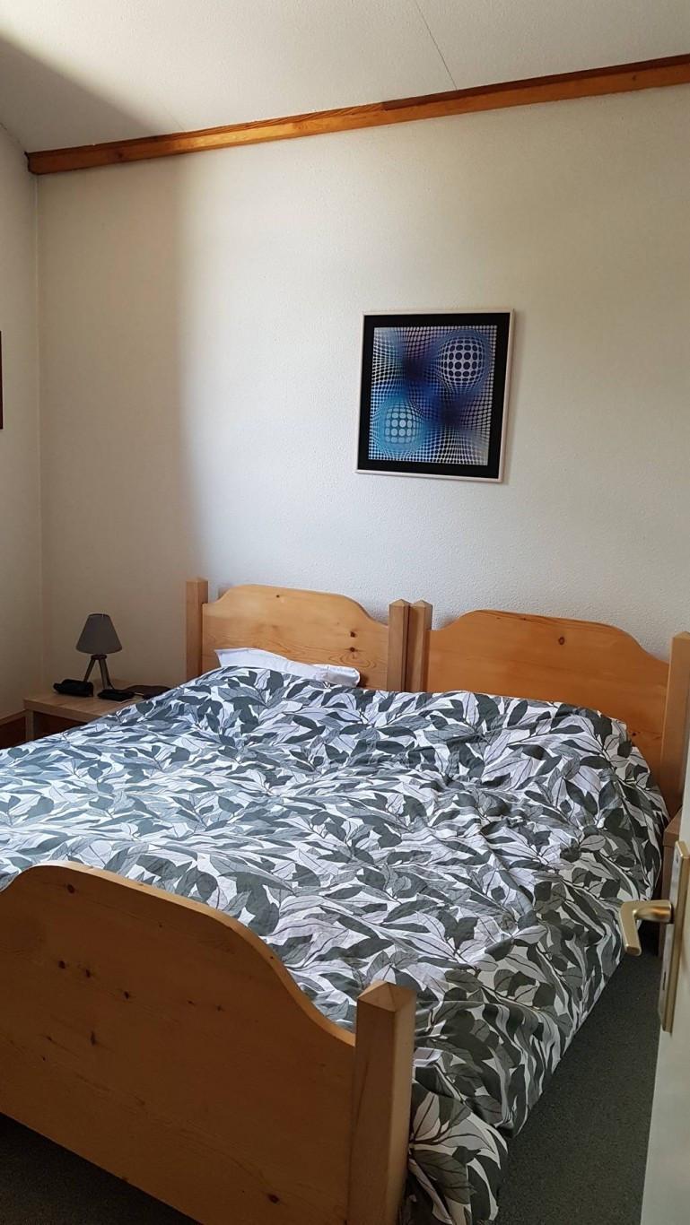 Skiverleih Triplex Wohnung 5 Zimmer 8 Personen - Résidence Golf - Les Gets - Schlafzimmer