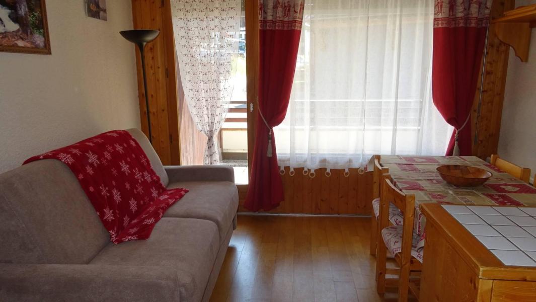 Wynajem na narty Apartament 2 pokojowy z alkową 5 osób - Résidence Grand Paradis - Les Gets - Pokój gościnny