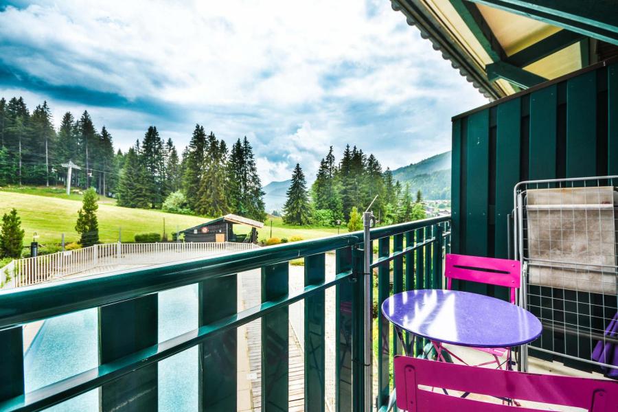 Rent in ski resort 2 room duplex apartment 4 people (147) - Résidence Grizzli - Les Gets - Balcony