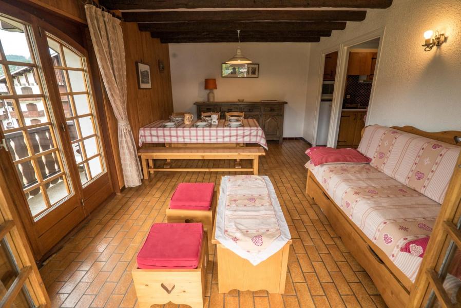 Rent in ski resort 3 room apartment 6 people - Résidence Hélios - Les Gets