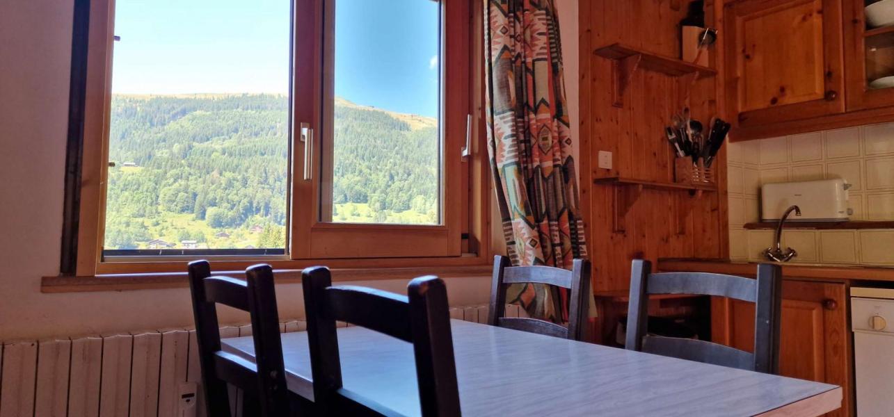 Rent in ski resort Studio mezzanine 5 people - Résidence la Flambée - Les Gets - Apartment