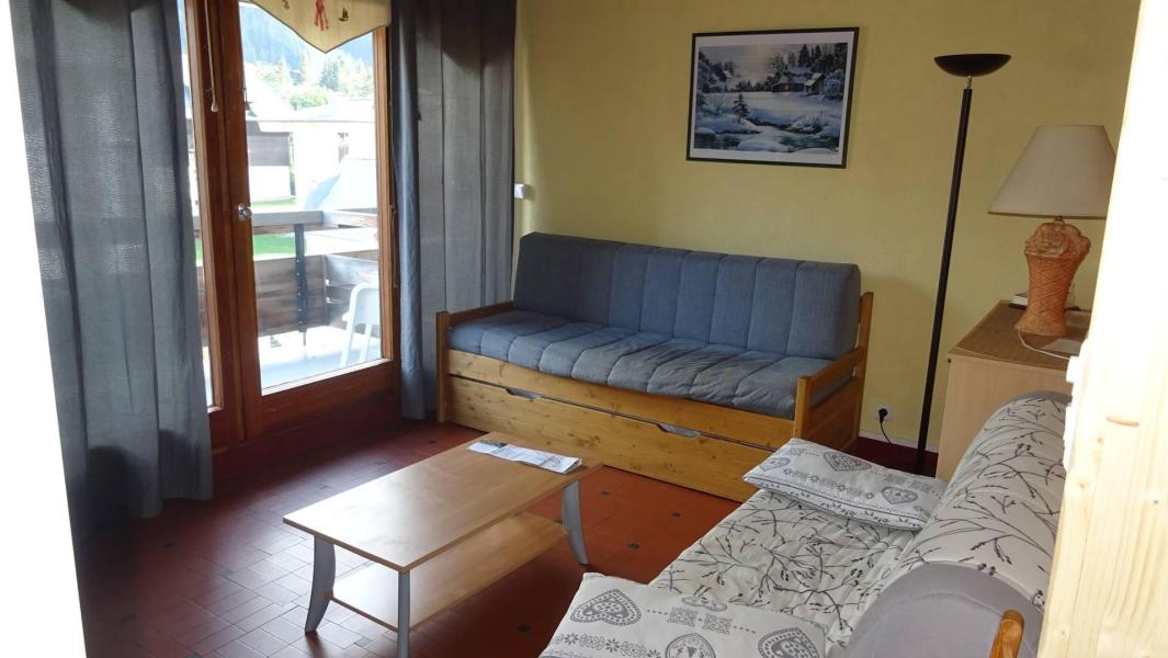 Skiverleih 3-Zimmer-Appartment für 6 Personen (65) - Résidence le By - Les Gets - Wohnzimmer