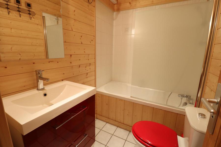 Rent in ski resort 3 room duplex apartment 5 people (71) - Résidence Le Lion d'Or - Les Gets
