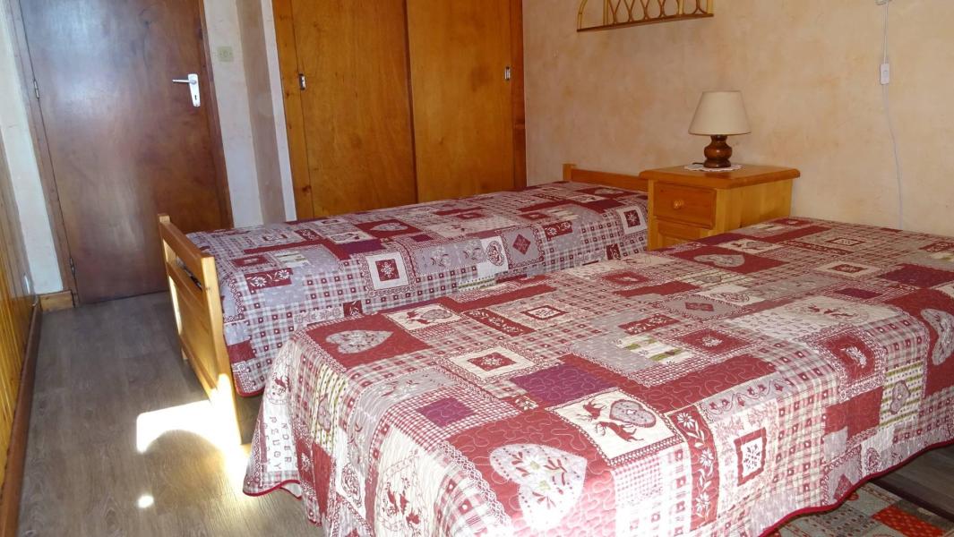 Rent in ski resort 2 room apartment 5 people (51) - Résidence Le Mont Caly - Les Gets - Living room