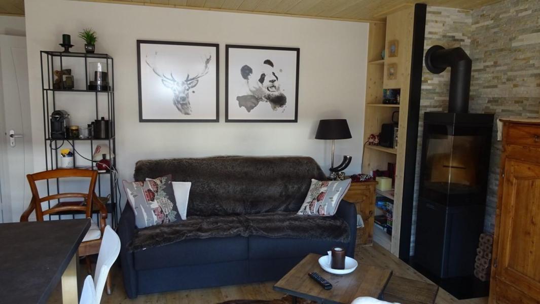 Rent in ski resort 2 room apartment cabin 4 people (118) - Résidence Le Mont Caly - Les Gets - Living room