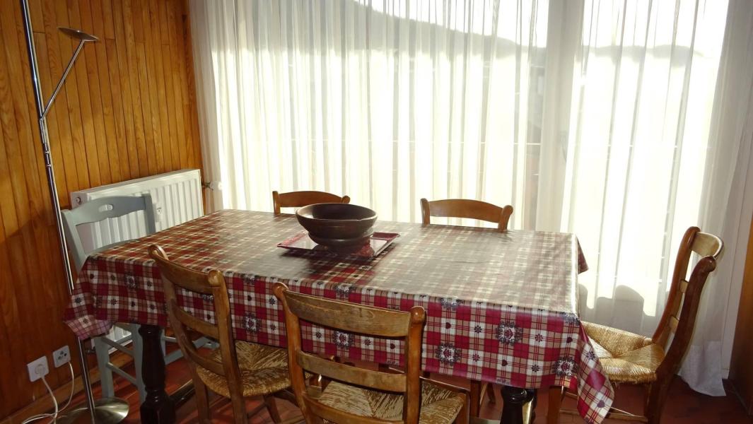 Wynajem na narty Apartament duplex 3 pokojowy 7 osób - Résidence Le Mont Caly - Les Gets - Pokój gościnny