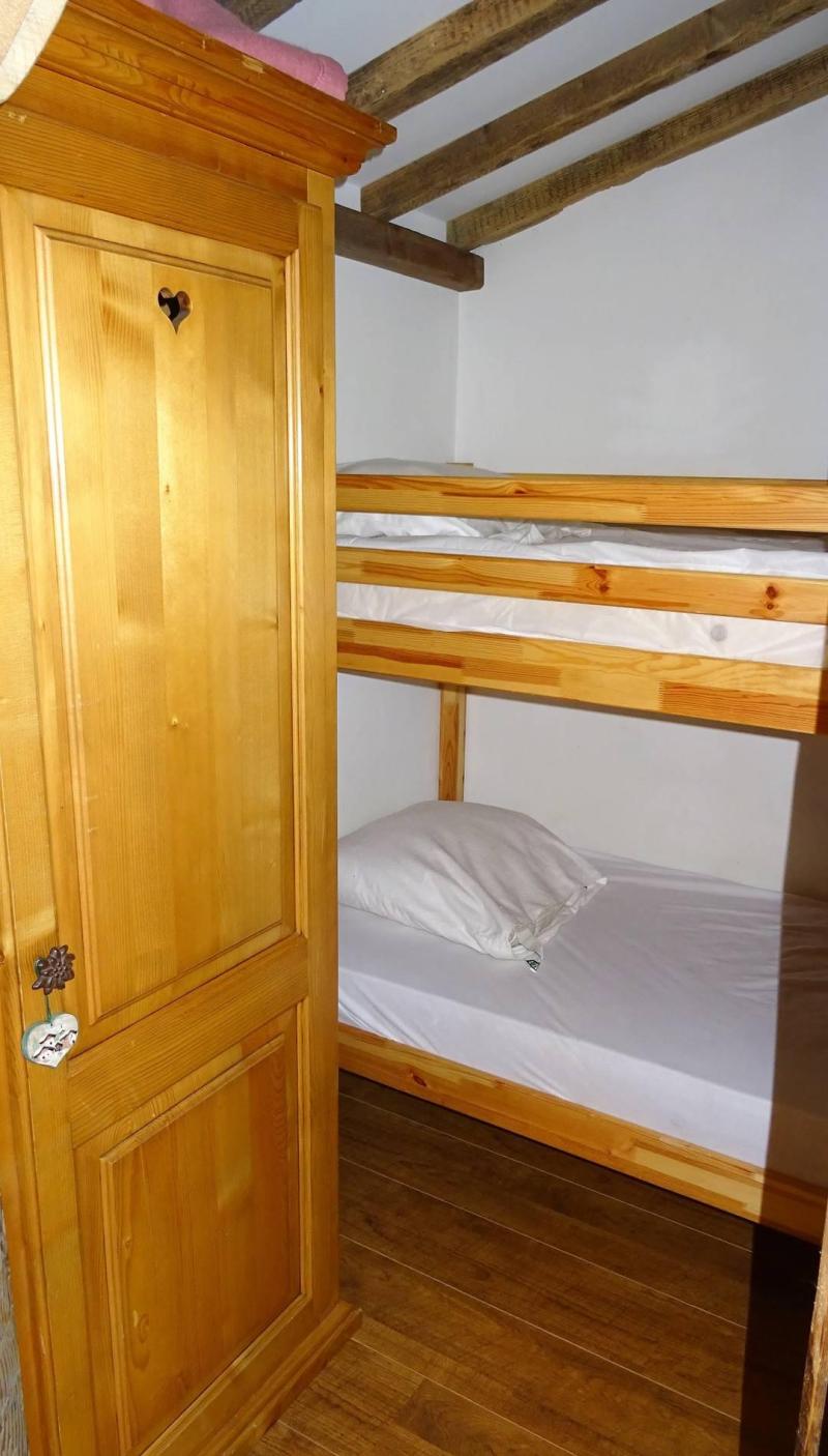 Location au ski Appartement 3 pièces 9 personnes - Résidence le Montana - Les Gets - Cabine