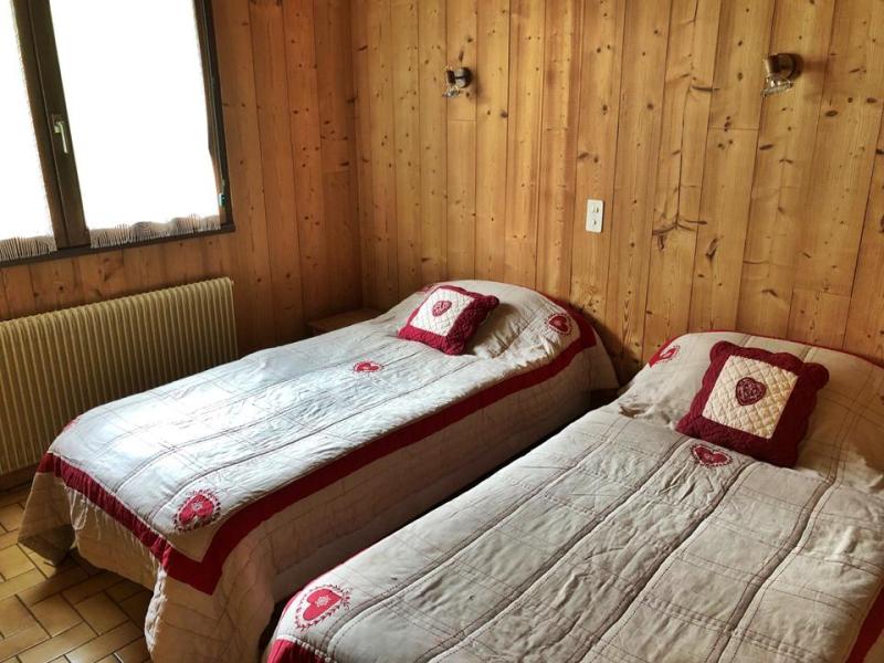 Skiverleih 3-Zimmer-Appartment für 5 Personen - Résidence les Clos - Les Gets - Schlafzimmer