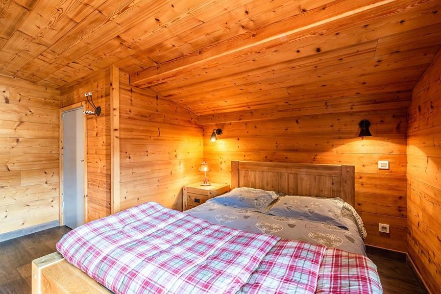 Location au ski Appartement 3 pièces duplex 5-6 personnes - Résidence Marcelly - Les Gets - Cabine mansardée