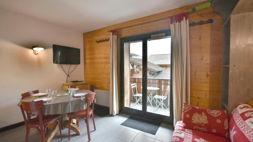 Rent in ski resort Studio sleeping corner 4 people (2026) - Résidence Marcelly - Les Gets - Living room