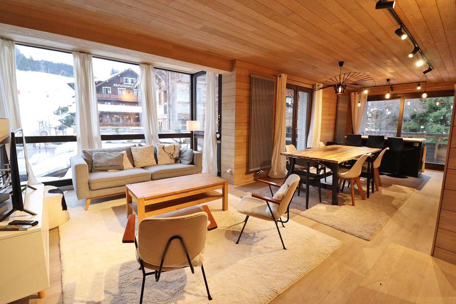 Rent in ski resort 3 room apartment cabin 8 people - Résidence Outa - Les Gets - Living room