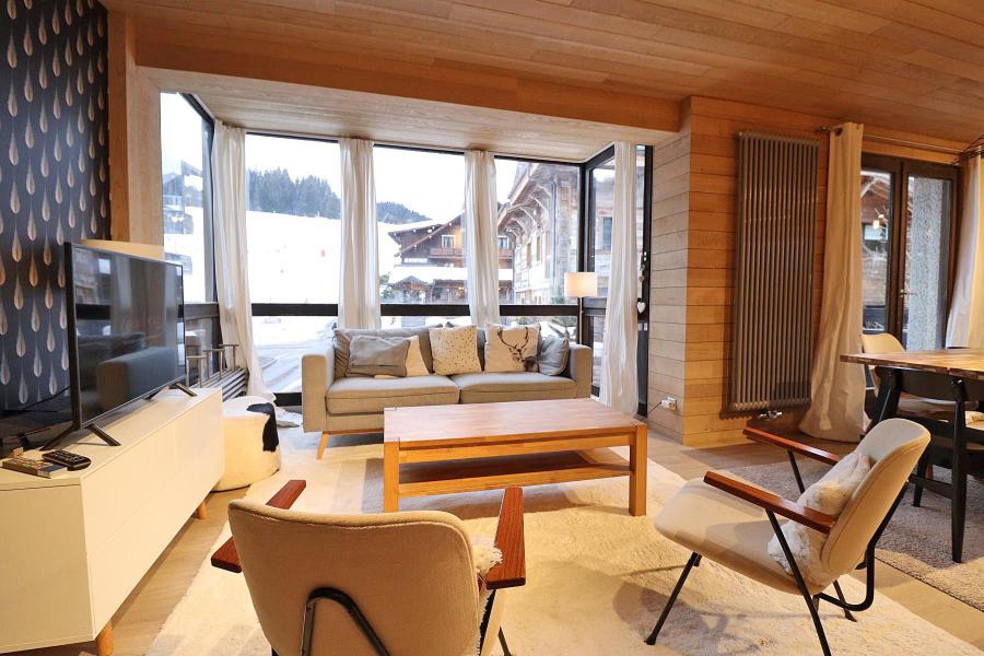 Rent in ski resort 3 room apartment cabin 8 people - Résidence Outa - Les Gets - Living room