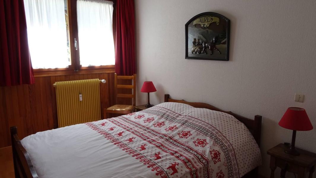 Rent in ski resort 3 room apartment 6 people (22) - Résidence Plein Air - Les Gets - Bedroom