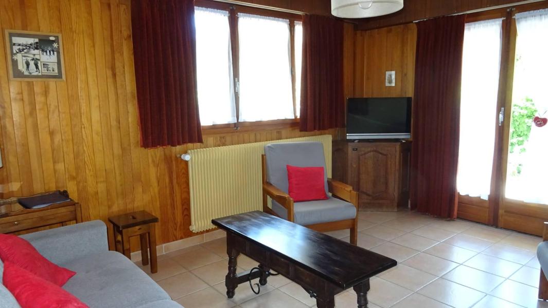 Rent in ski resort 3 room apartment 6 people (22) - Résidence Plein Air - Les Gets - Living room