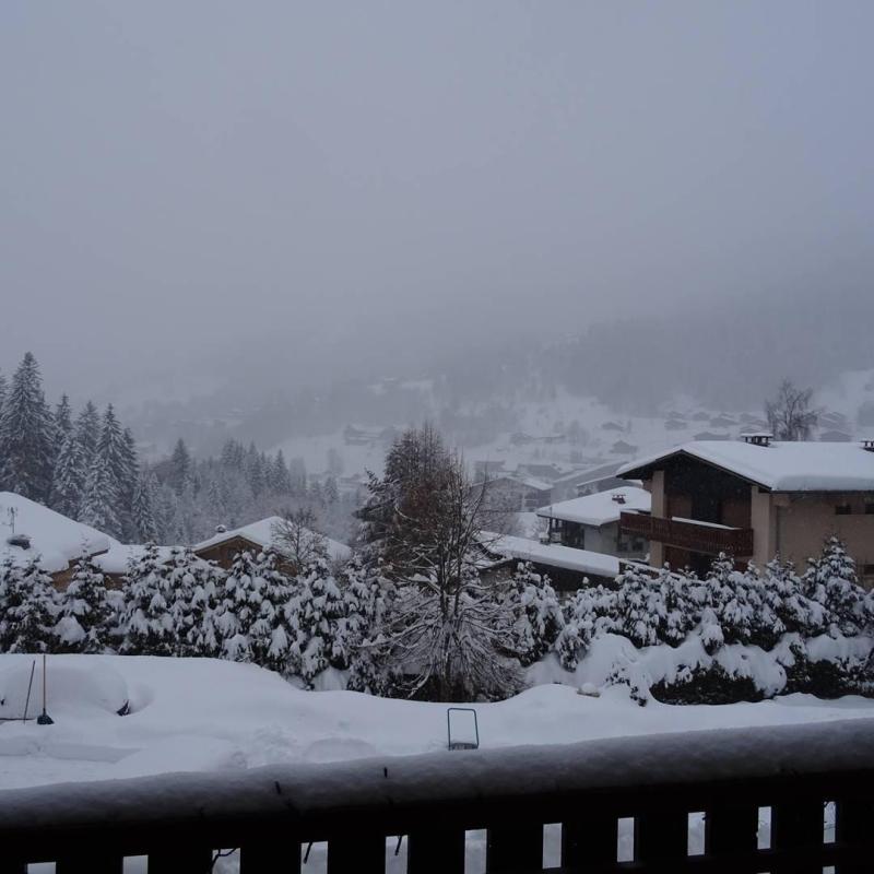 Rent in ski resort 3 room apartment 6 people - Résidence Plein Soleil - Les Gets - Winter outside