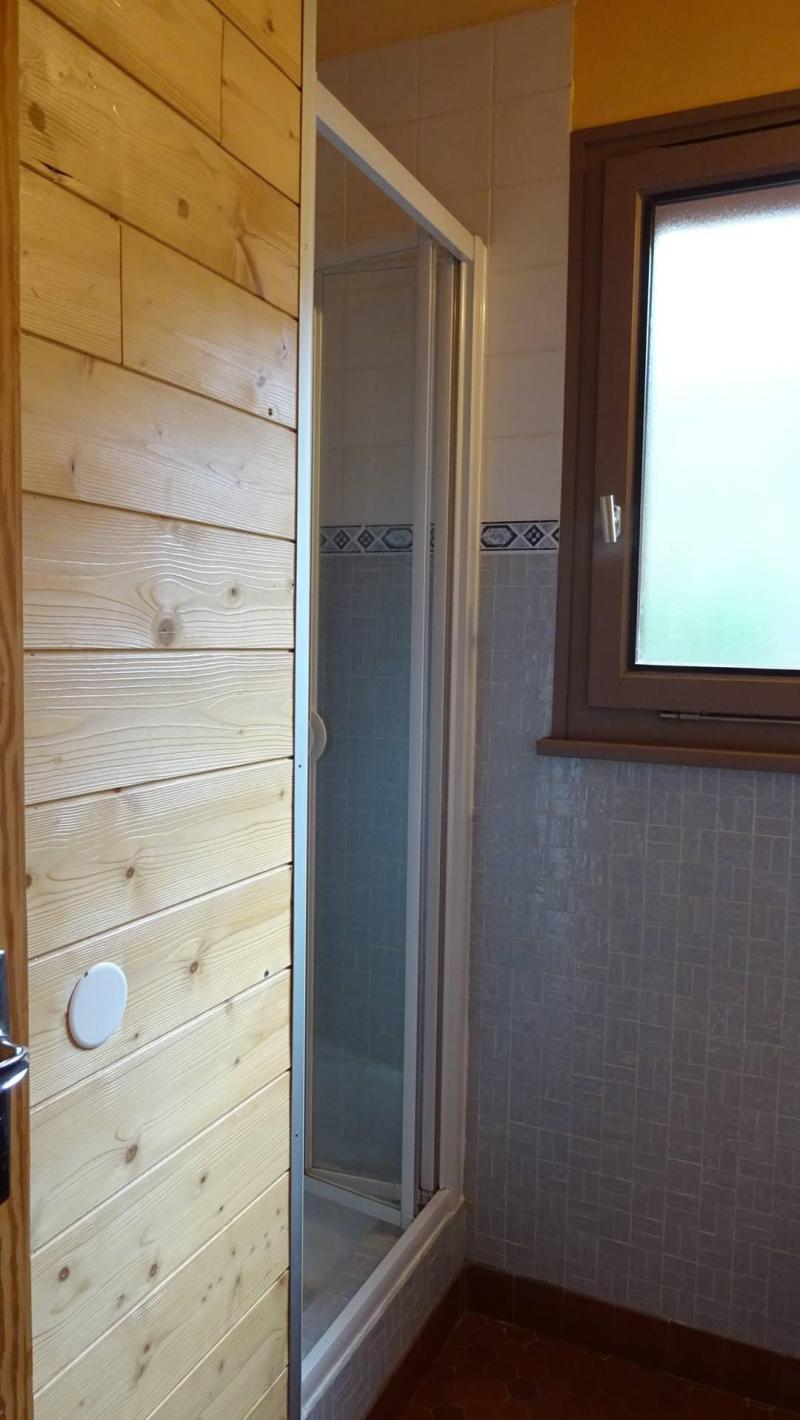 Location au ski Appartement 2 pièces cabine 6 personnes - Résidence Plein Soleil - Les Gets - Salle de douche