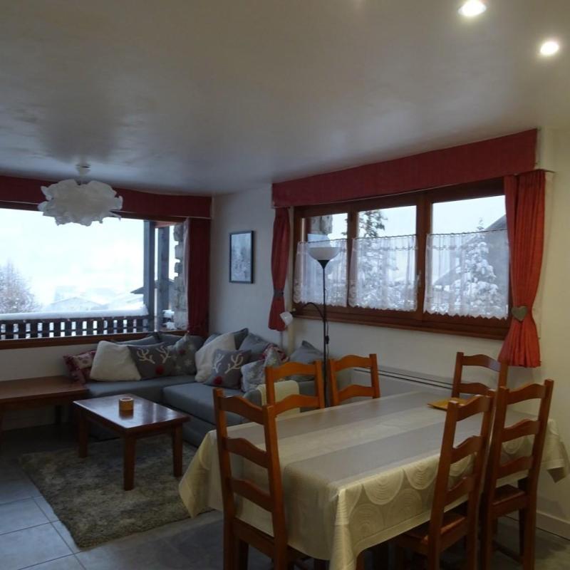 Ski verhuur Appartement 3 kamers 6 personen - Résidence Plein Soleil - Les Gets - Woonkamer