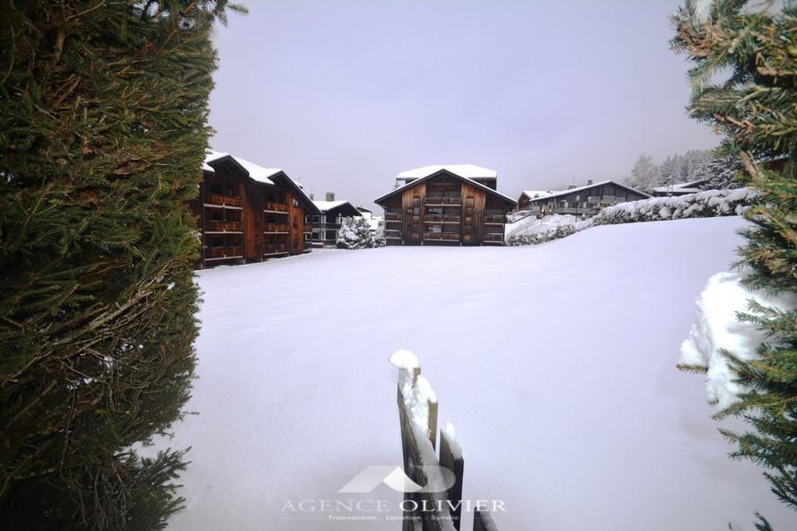 Rent in ski resort Résidence Praz du Soleil - Les Gets - Winter outside