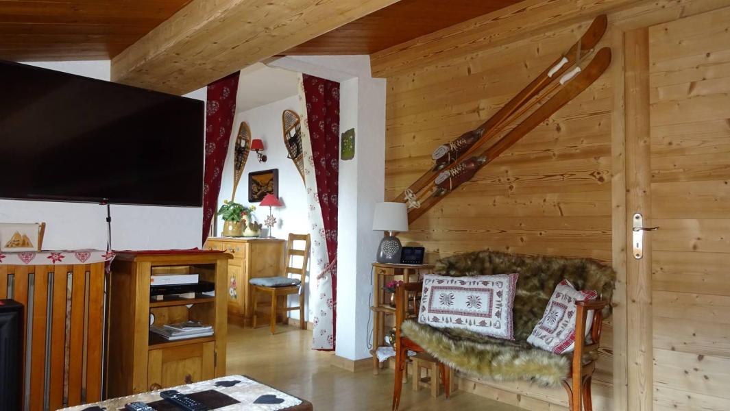 Ski verhuur Appartement 3 kamers 8 personen - Résidence Ranfolly - Les Gets - Woonkamer