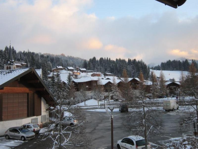 Vakantie in de bergen Appartement 2 kamers 4 personen - Résidence Rebiolle - Les Gets - Buiten winter