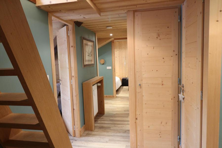 Rent in ski resort 3 room apartment 6 people (CH) - Résidence Saint Guibert - Les Gets - Corridor