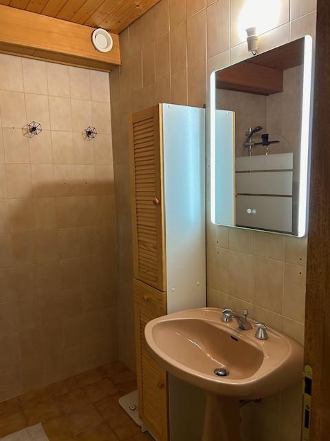 Location au ski Appartement 2 pièces 4 personnes - Résidence Songy - Les Gets - Salle de bain