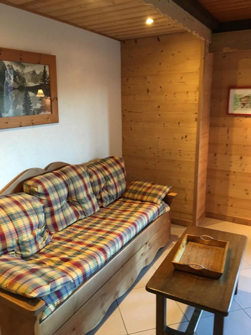 Rent in ski resort 4 room apartment 6 people (173) - Résidence Toure - Les Gets - Living room