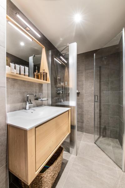 Location au ski Appartement 4 pièces cabine 6-8 personnes (B101) - Annapurna - Les Gets - Salle de douche