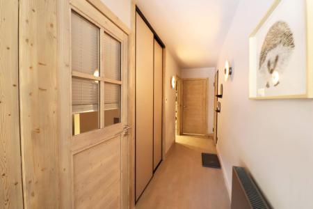 Rent in ski resort Studio cabin 6 people - Chalet 1839 - Les Gets - Corridor