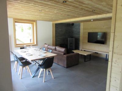 Ski verhuur Appartement 3 kamers 6 personen - Chalet Authentique - Les Gets - Woonkamer