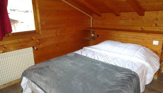 Ski verhuur Appartement duplex 5 kamers 10 personen - Chalet Blanc - Les Gets - Kamer