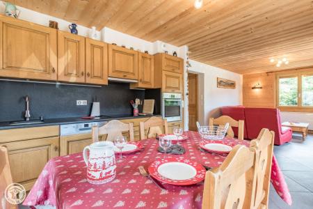 Location au ski Appartement 3 pièces 5 personnes - Chalet Bouton d'or - Les Gets - Coin cuisine